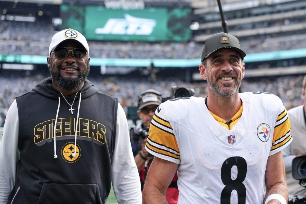 Mike tomlin's commitment: aaron rodgers won't face this journey alone
