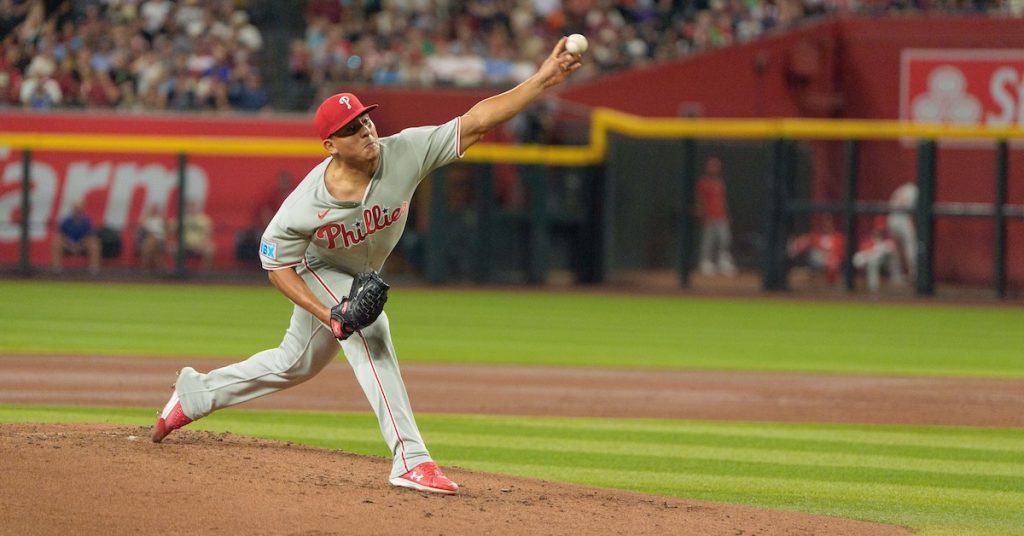 Red sox sign ranger suárez to five year contract in free