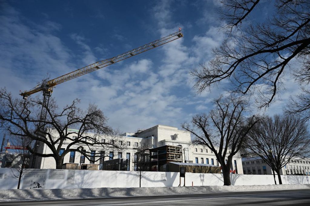 S&p 500 hits 7,000 amid wall street's anticipation of fed