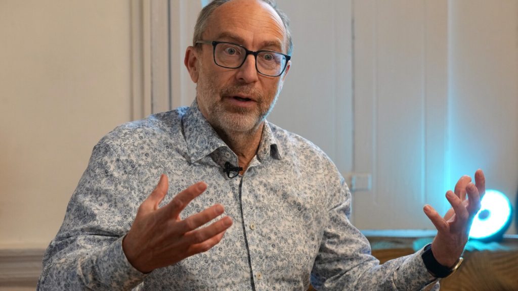 Signs strategic partnerships with leading ai companies amazon and microsoft