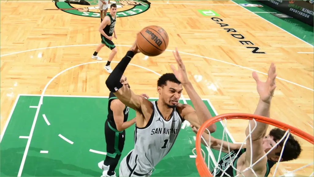 Highlights from saturday's nba action