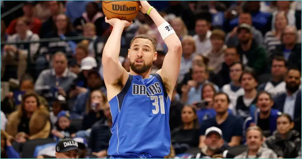 Klay thompson rises to fourth in three pointers, fueling his passion