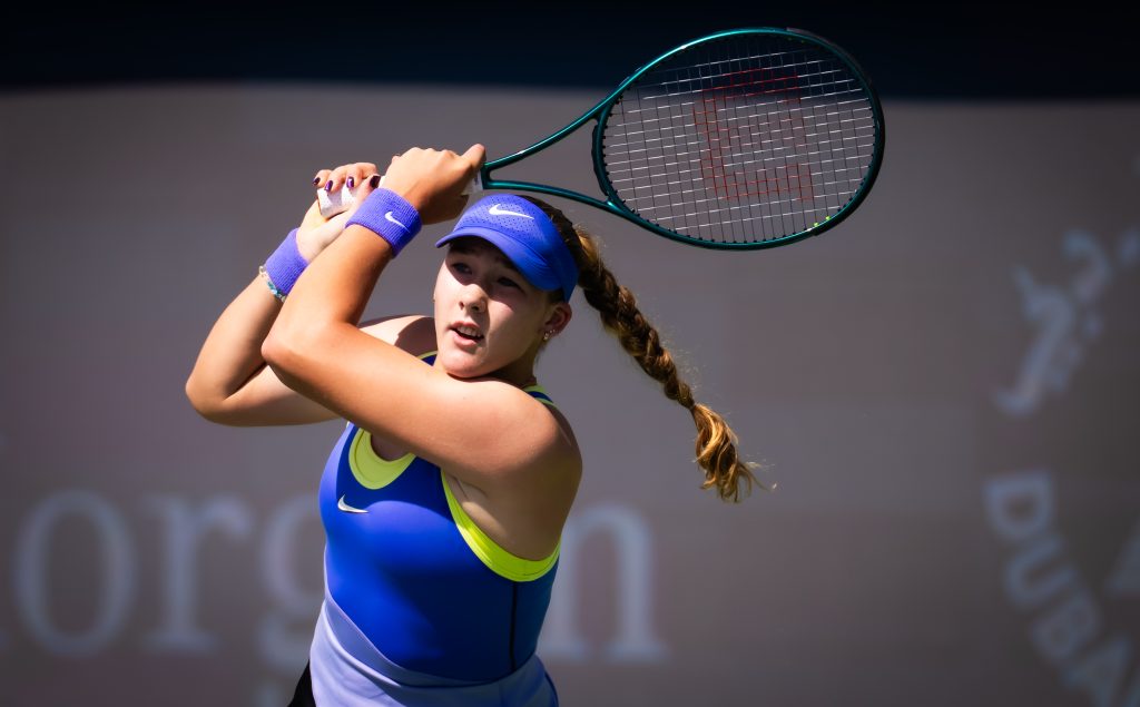 Andreeva and anisimova prepare for dubai quarterfinal clash after delayed