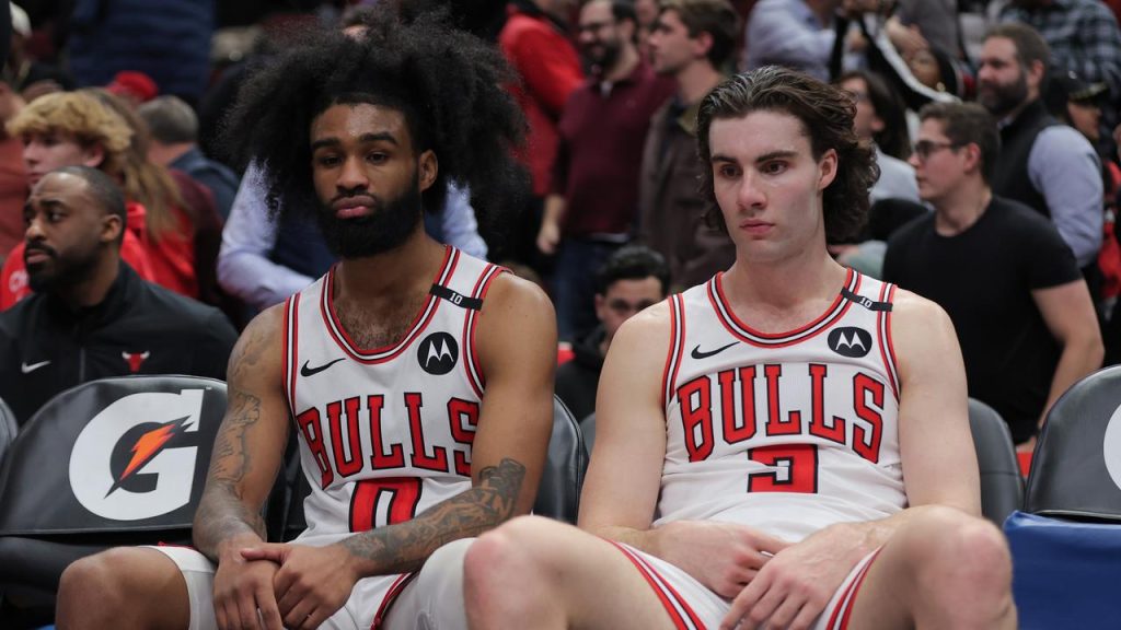 Coby white trade adjustments and reactions to bulls' deadline decisions
