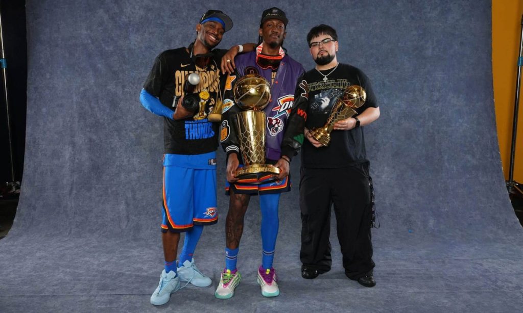 Exploring the lives of nba players through their personal photographers
