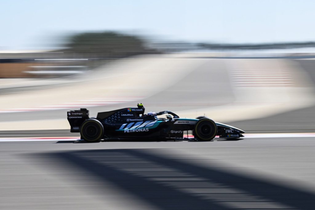 F1 teams prepare for engine tests amid compression ratio debate