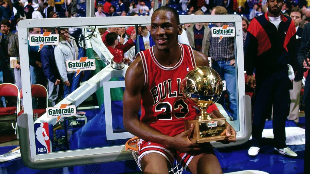 Memorable moments in dunk contest history