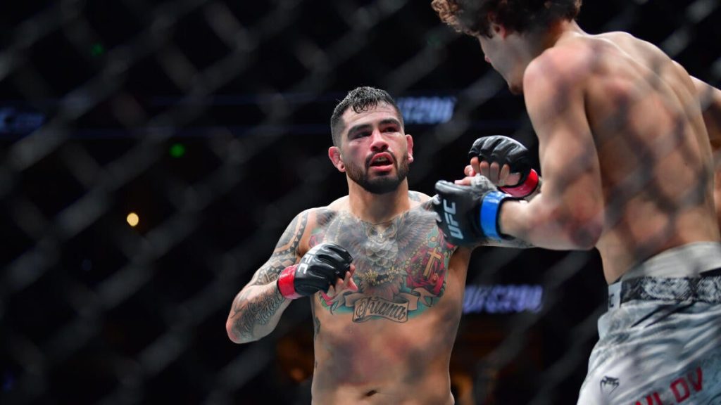 Ufc fight night showdown: strickland vs. hernandez expert insights,