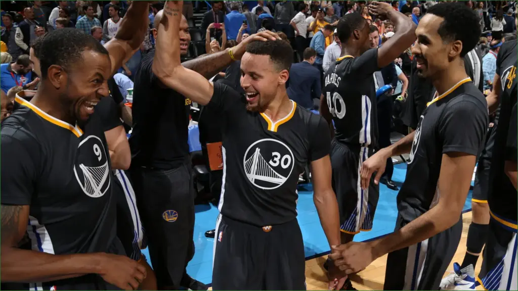 A look back at stephen curry's iconic 2016 game winner