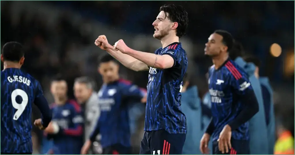 Arsenal eyes title in critical premier league weekend
