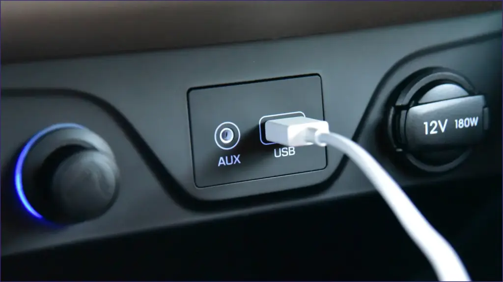Essential gadgets for your car's usb port you shouldn't miss