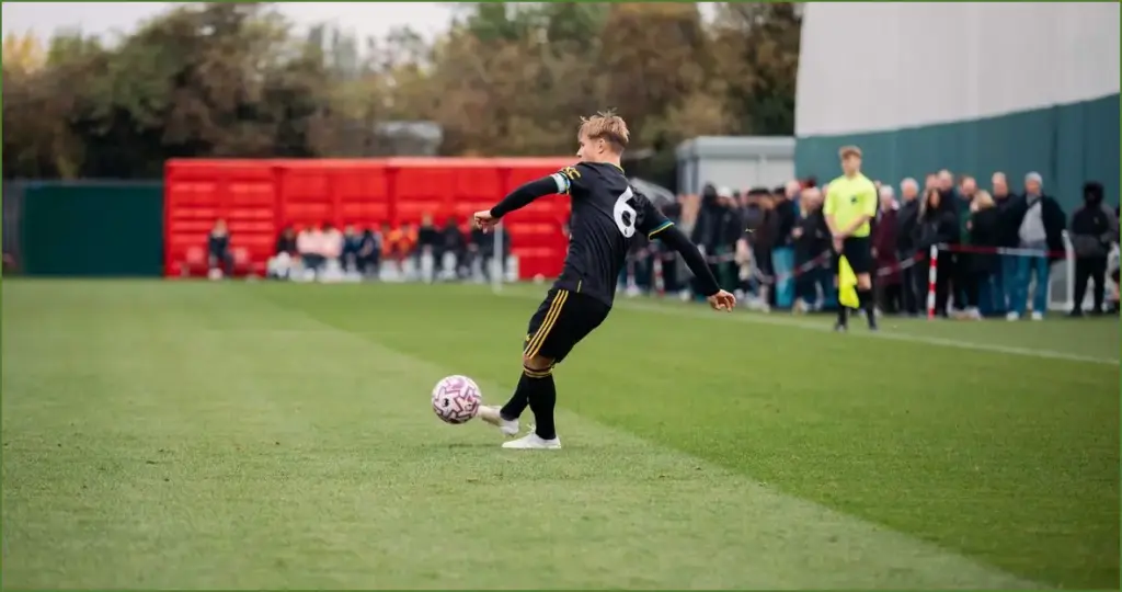 Manchester united's hidden advantage in the fa youth cup challenge