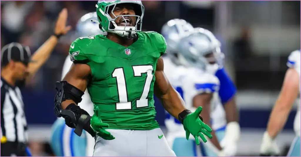 Nakobe dean joins the cowboys?