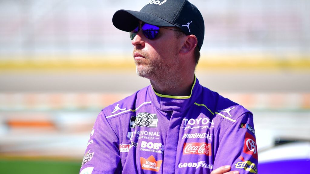 Denny Hamlin’s Las Vegas Cup Victory: Insights from the Drivers Denny hamlin's las vegas cup victory: insights from the drivers