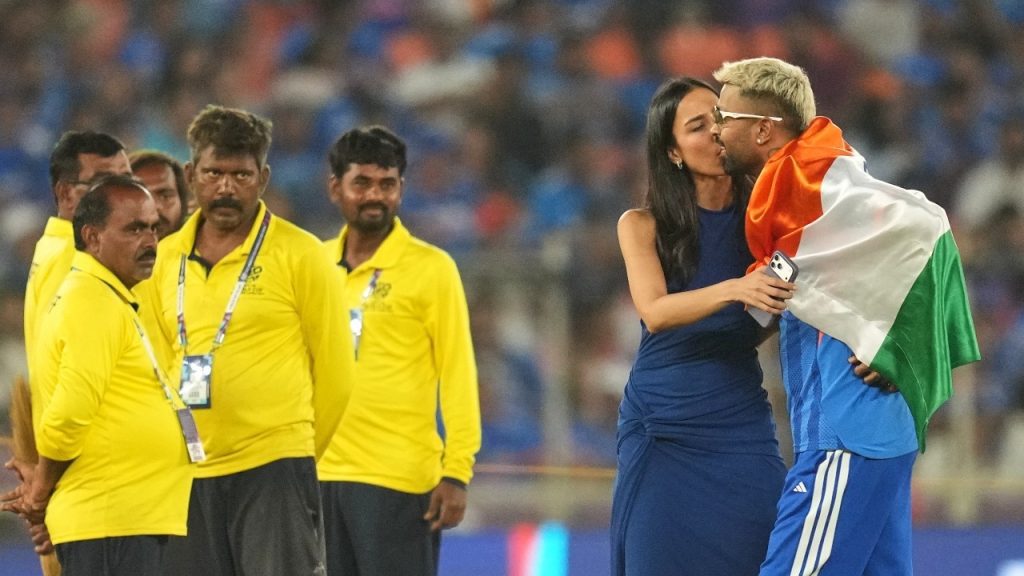 Hardik pandya's viral win with mahieka ignites a key discussion