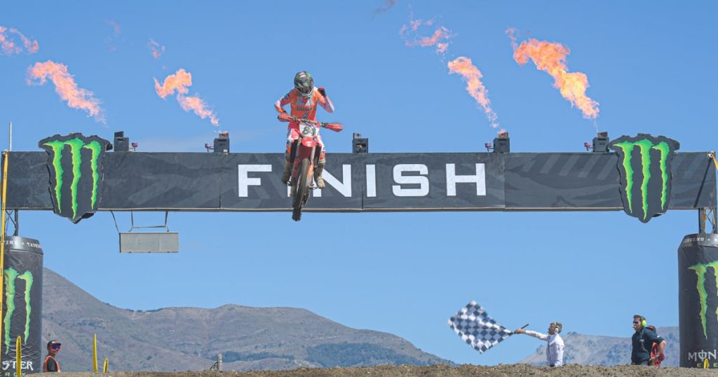 Laengenfelder and herlings dominate with perfect scores at 2026 mxgp