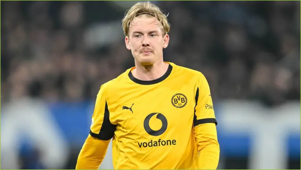 Arsenal and Barcelona Eye Out-of-Contract Dortmund Star Arsenal and barcelona eye out of contract dortmund star