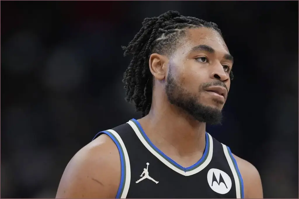 Bucks release cam thomas just weeks after signing him