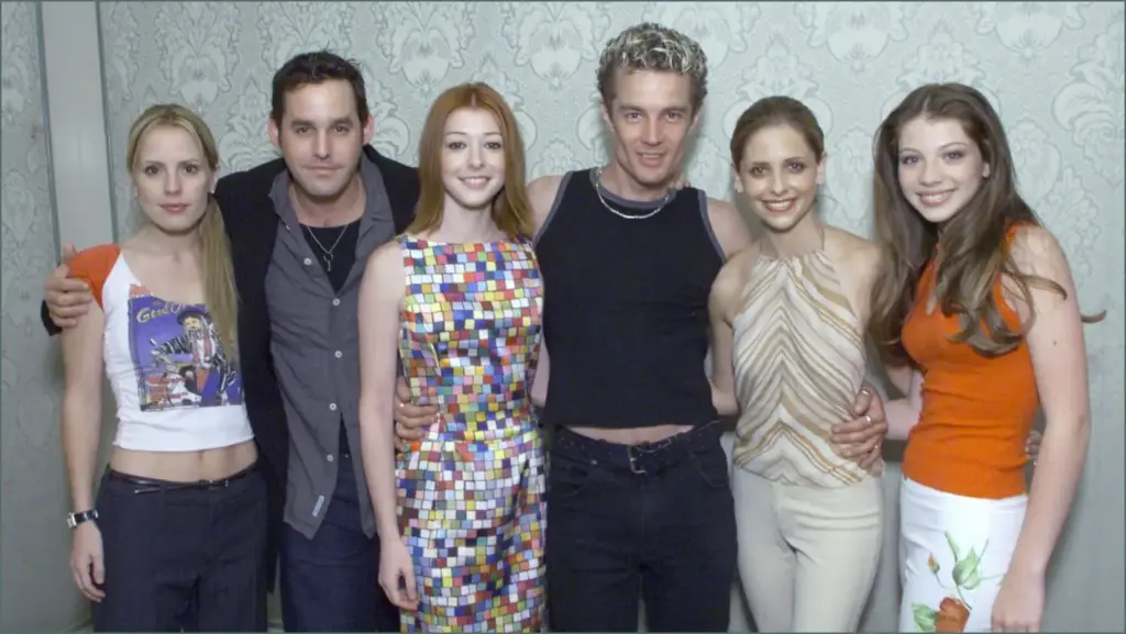 Buffy Stars Honor Sarah Michelle Gellar Buffy stars honor sarah michelle gellar
