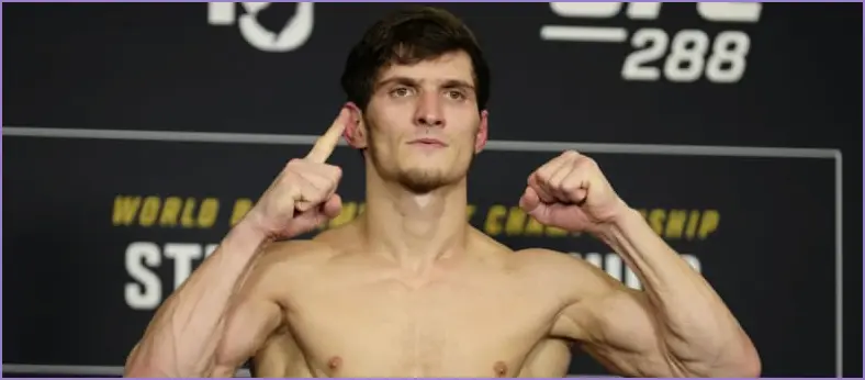 Exciting UFC London Showdown: Evloev vs. Murphy Predictions and Insights Exciting ufc london showdown: evloev vs. murphy predictions and insights