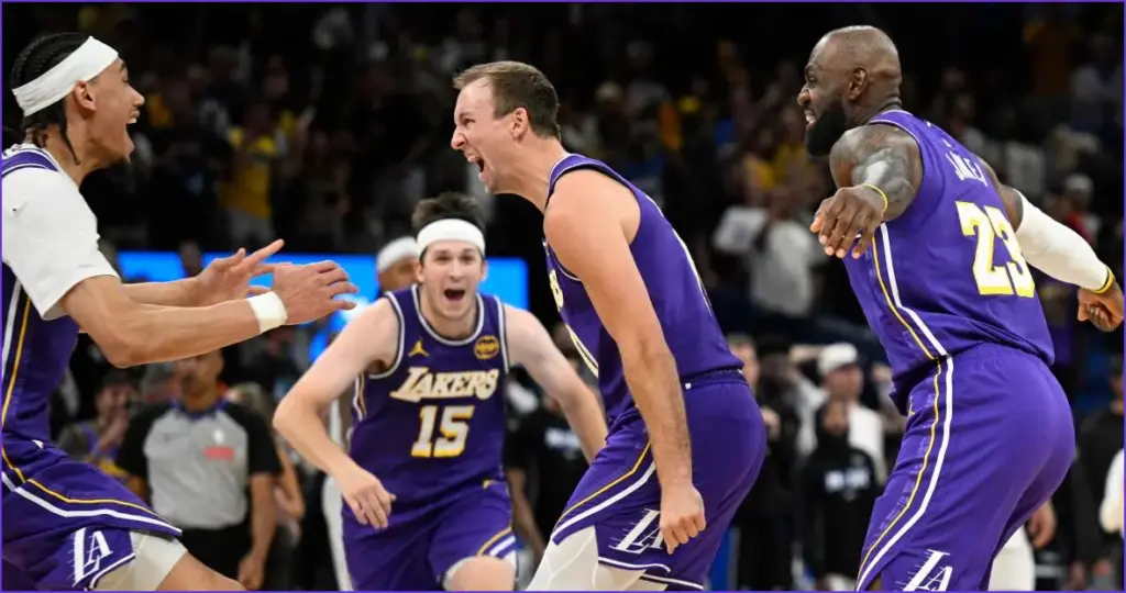 Lakers extend winning streak with last minute three from luke kennard