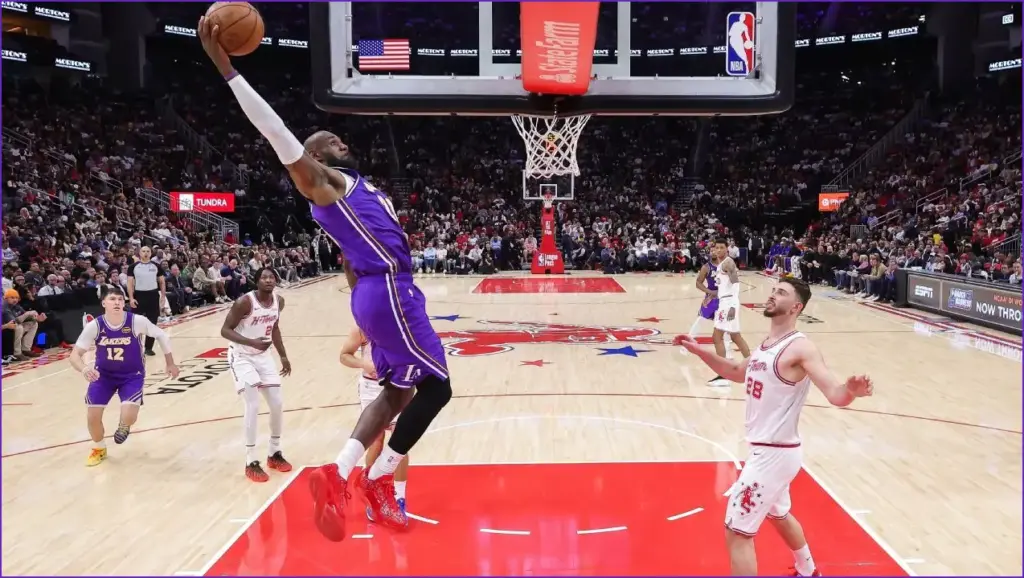 Lebron's stunning dunks propel lakers to seventh consecutive victory