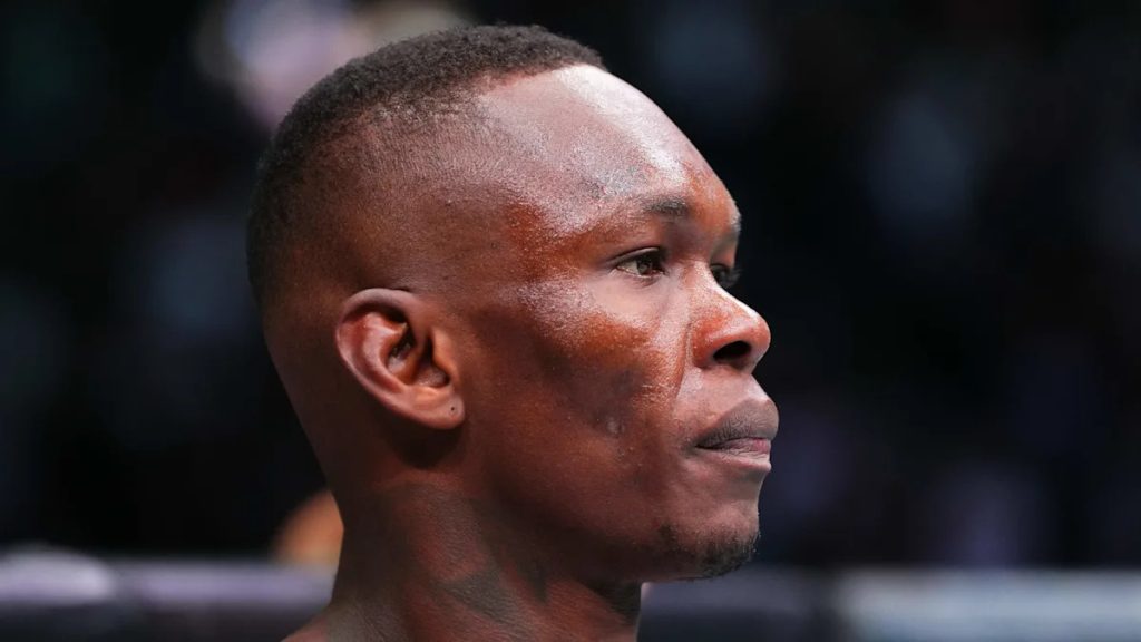 Finding the right moment: israel adesanya and the decision to