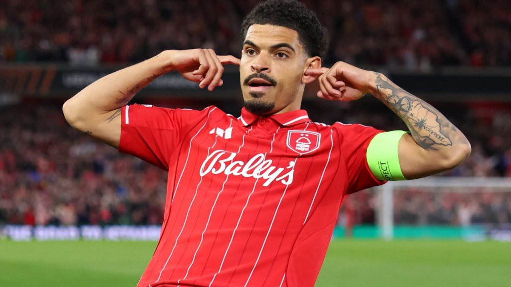 Gibbs white leads nottingham forest past porto to europa league semifinals