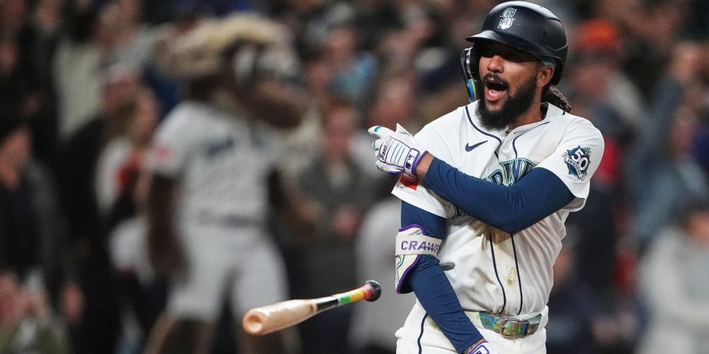 Mariners triumph over astros in thrilling walk off victory