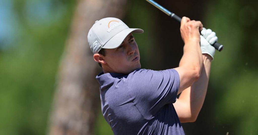 Momentum and course history: navigating the chalk effect