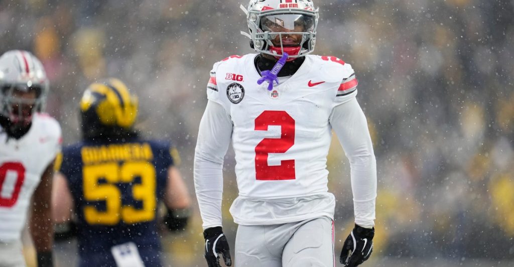 Ny giants bold strategy in 7 round mock draft with commanders