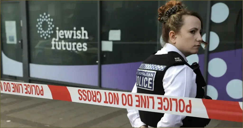 British Police Investigate Mysterious Islamic Group Following Arson Attacks on Jewish Sites British police investigate mysterious islamic group following arson attacks on