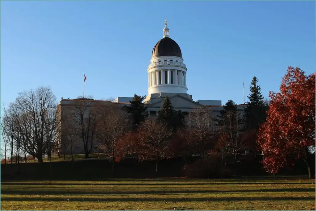 Maine enacts law to restrict sweepstakes casinos under governor mills