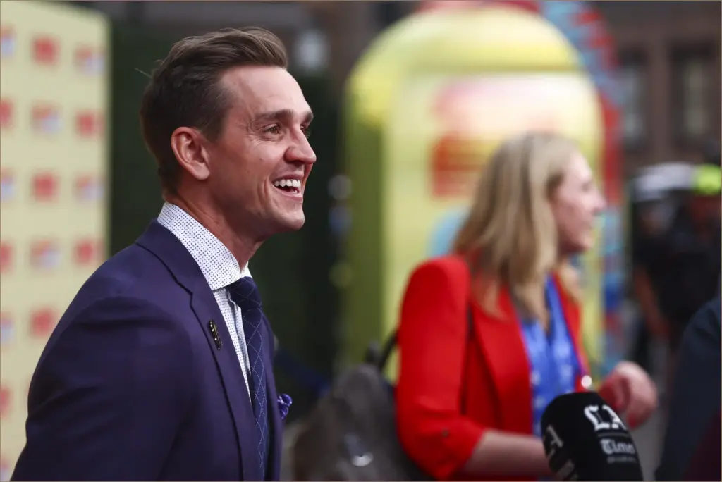 Stuart holden faces backlash for promoting world cup hospitality packages