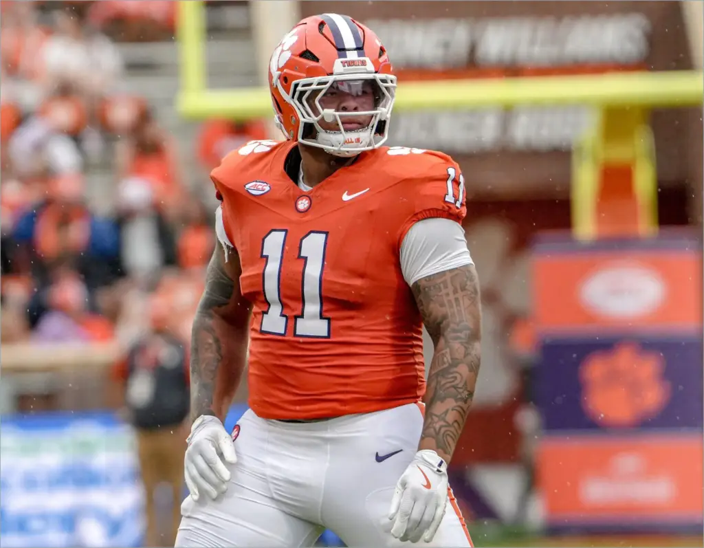 Top contenders for the chicago bears' #25 draft pick