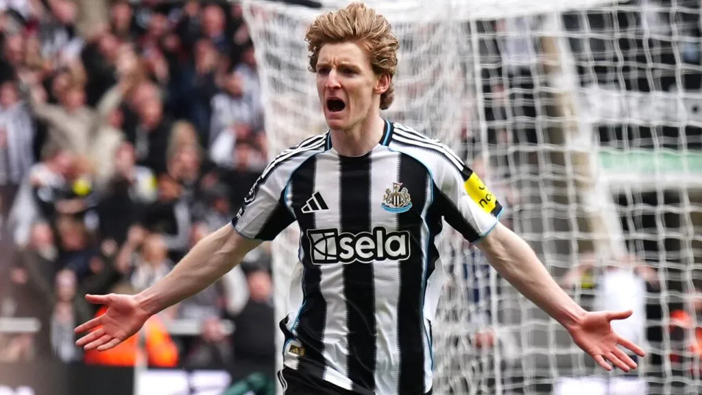 Anthony gordon travels to barcelona for medical after newcastle deal