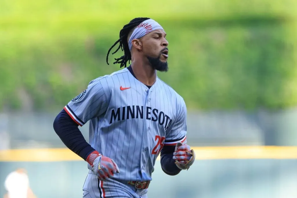 Twins keep byron buxton as designated hitter due to injuries
