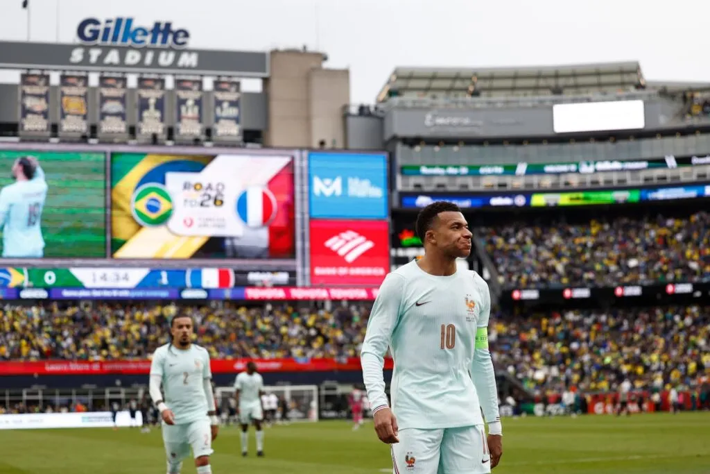 NFL faces challenges converting stadiums to grass for World Cup Nfl faces challenges converting stadiums to grass for world cup
