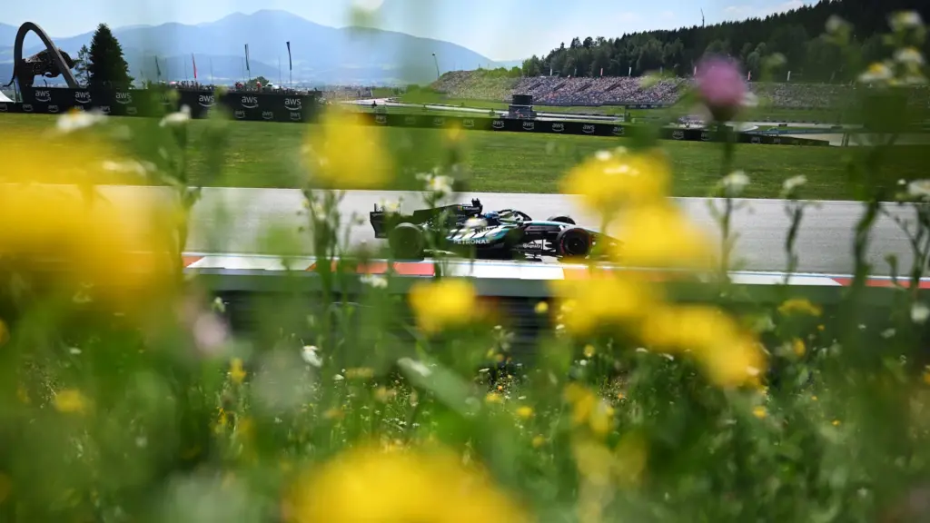 George russell tops final austria practice, followed by kimi antonelli