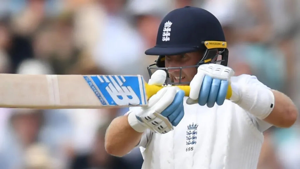 Joe root carries england's hopes as new zealand nears victory
