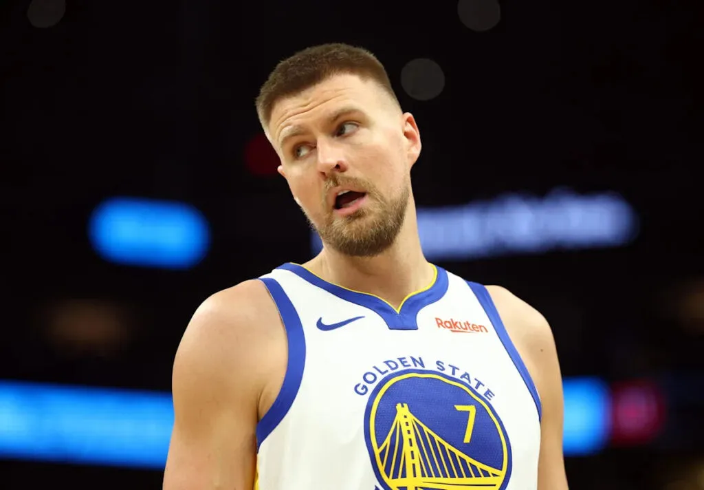 Kristaps porzingis does not resolve 76ers' frontcourt issue