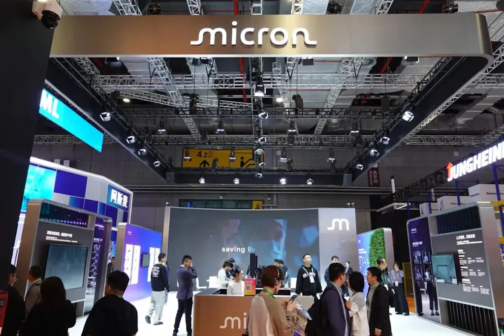 Micron stock increases nearly 1% overnight
