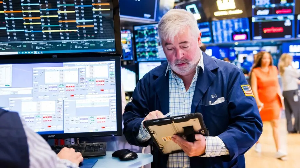 Aktuelle Börsenupdates vom 3. Oktober 2023 Stock market updates for october 3, 2023