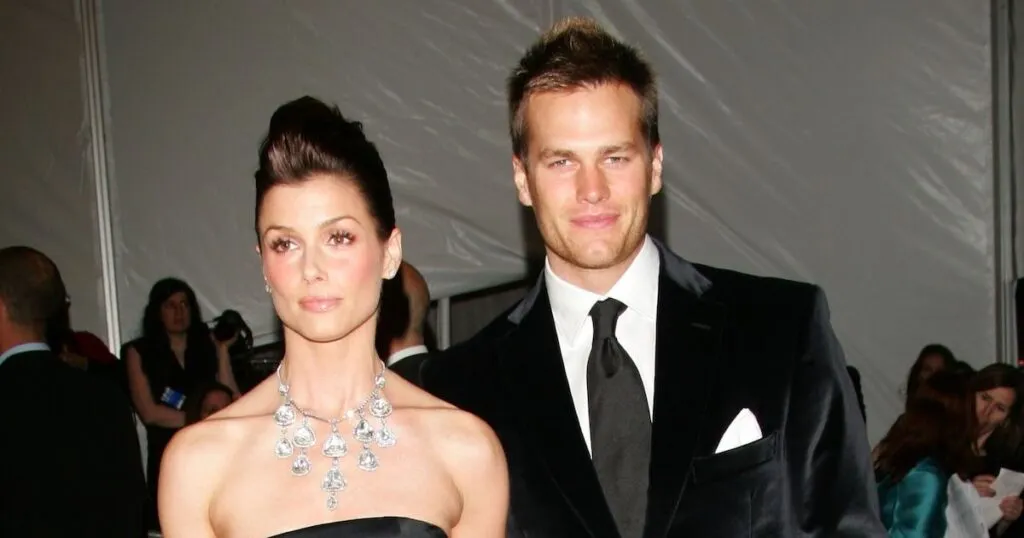 Tom brady, bridget moynahan reunite for son's graduation